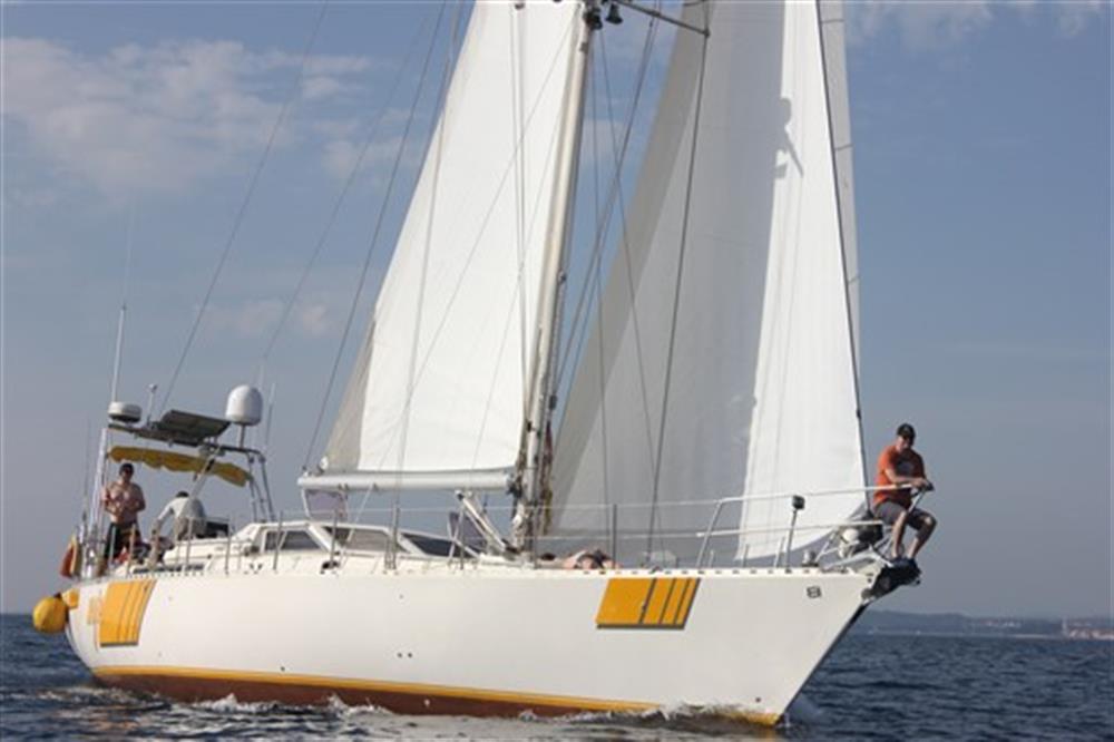  Ferretti Yachts - Ferretti Altura 53 Decksalon