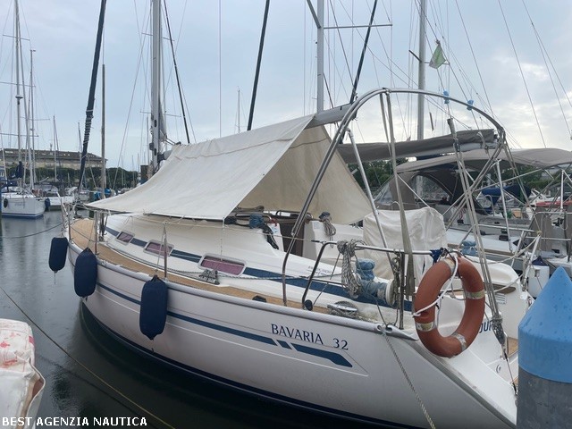  Bavaria Yachts - BAVARIA 32
