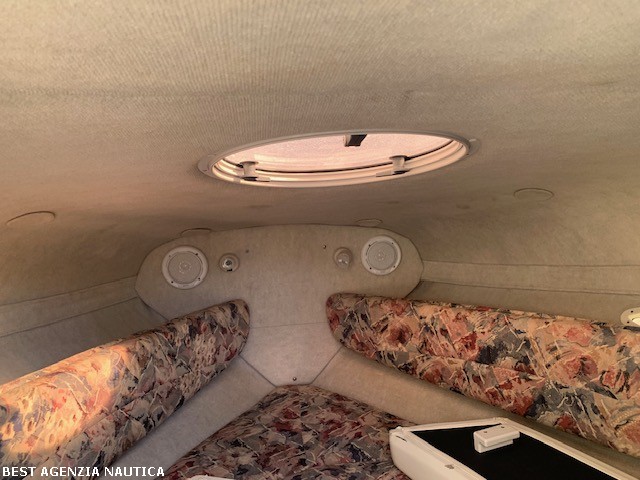 FOUR WINNS&nbsp;225 SUNDOWNER