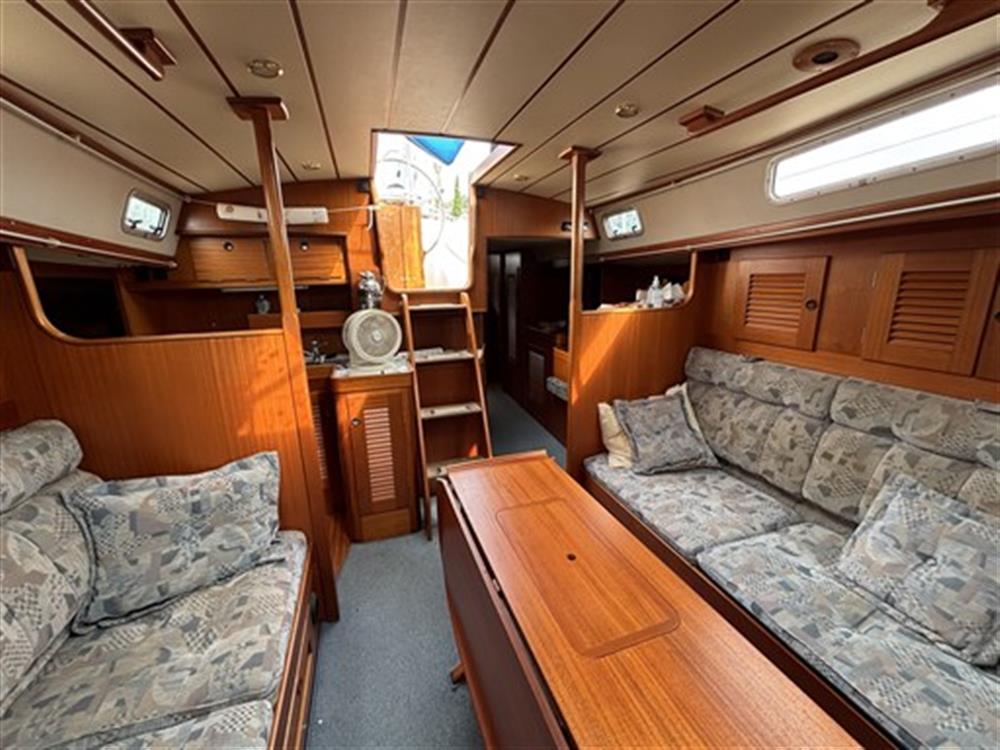 Hallberg Rassy&nbsp;Hallberg Rassy 42 F