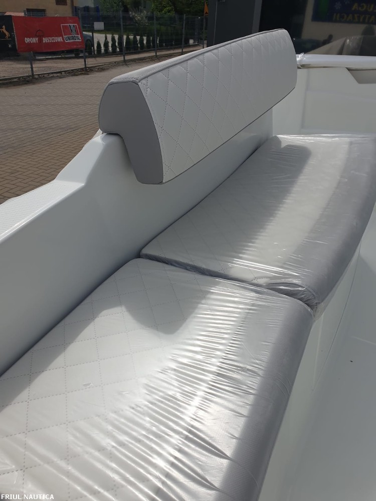 AM YACHT AM YACHT 560