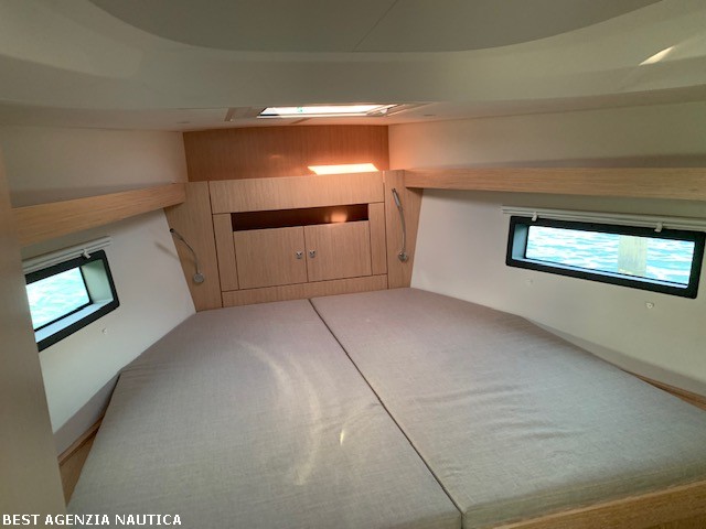Bavaria Yachts C 42