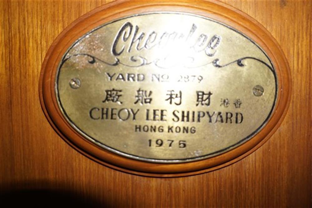 Cheoy Lee Offshore 39