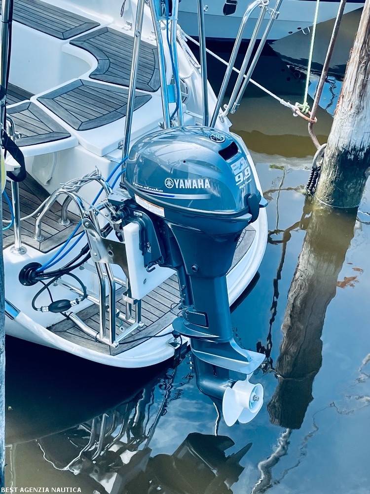 TES - Yachts (Polonia)  TES 720 VERSUS