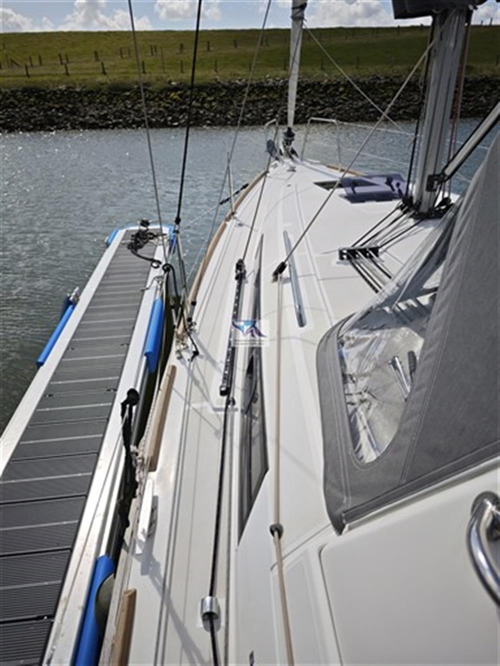 Beneteau OCEANIS 35.1