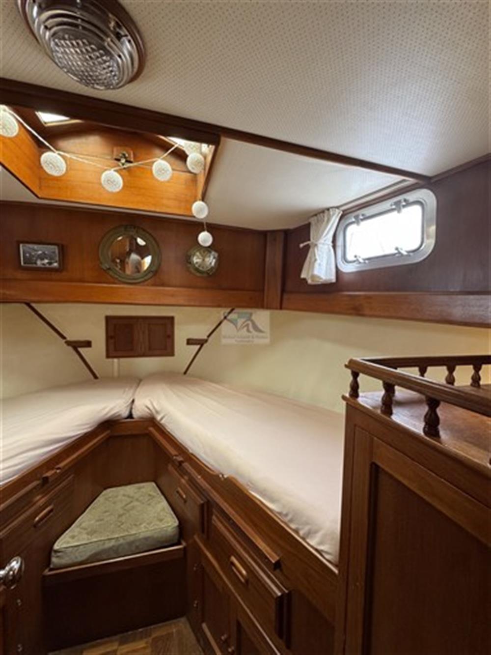 Chien Hwa Boat Single Cabin Trawler