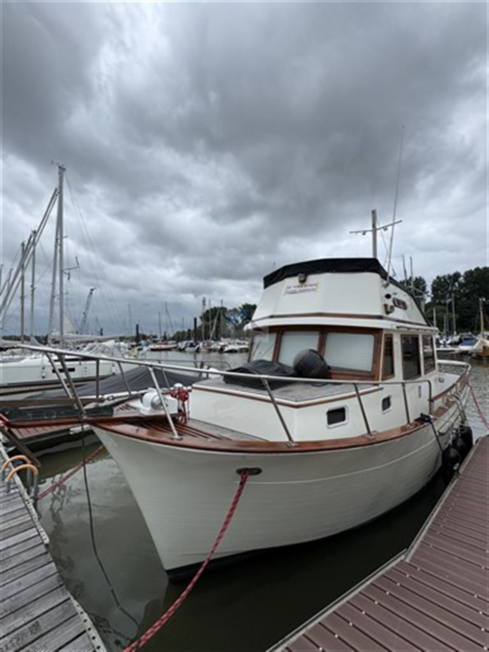 Chien Hwa Boat Single Cabin Trawler
