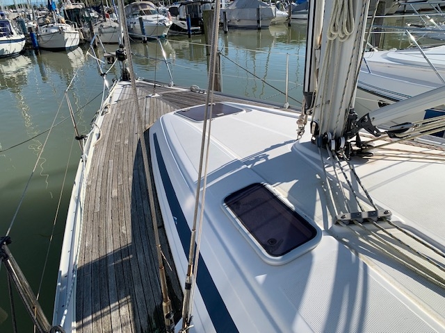 Bavaria Yachts BAVARIA 38
