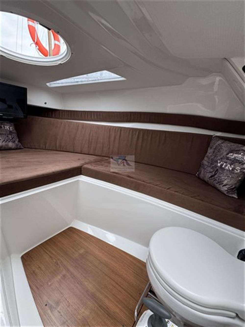 Corsiva Yachting Coaster 600 DC