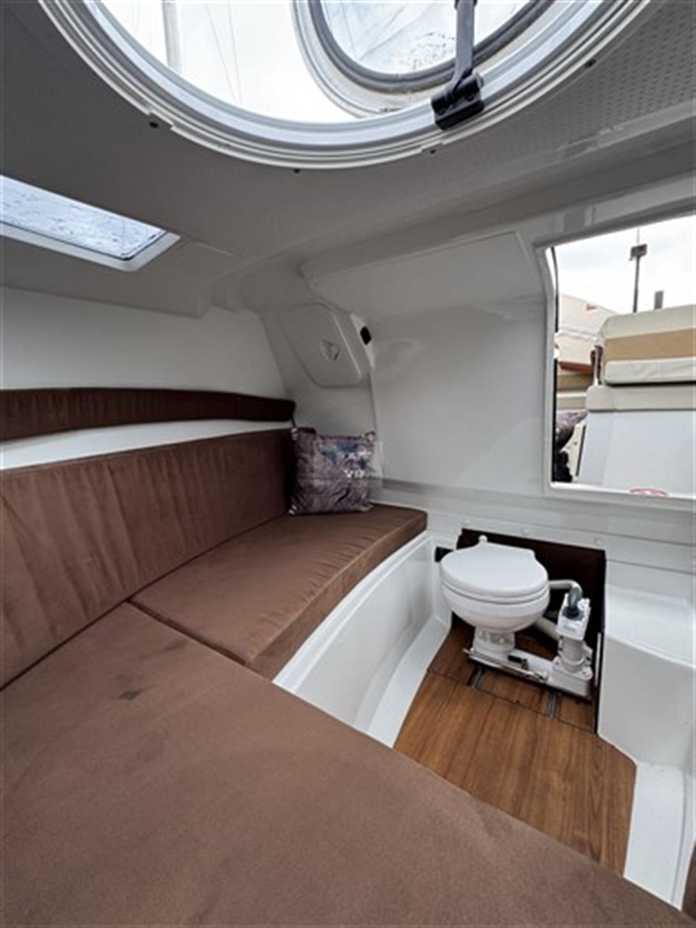 Corsiva Yachting Coaster 600 DC