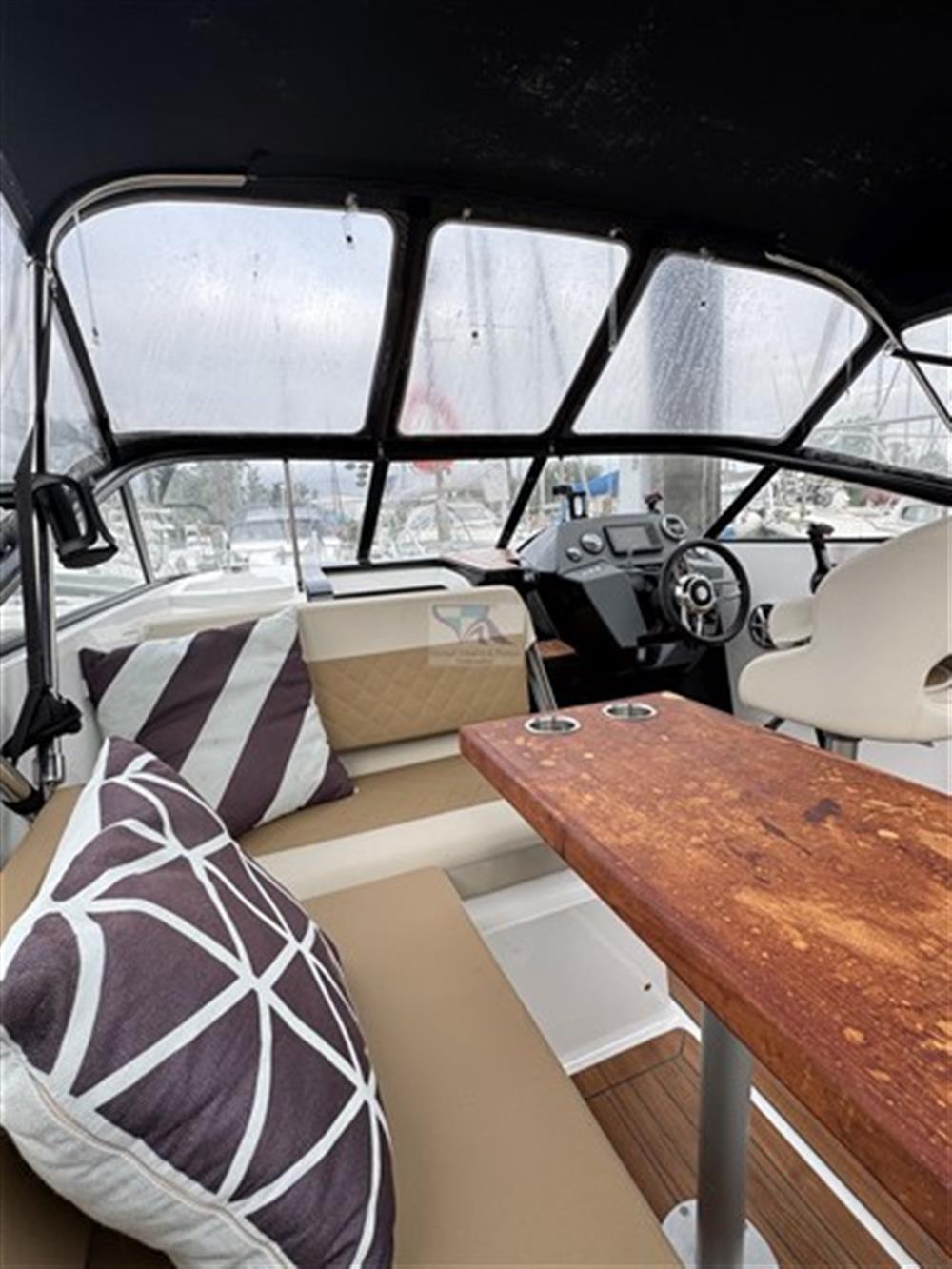 Corsiva Yachting Coaster 600 DC