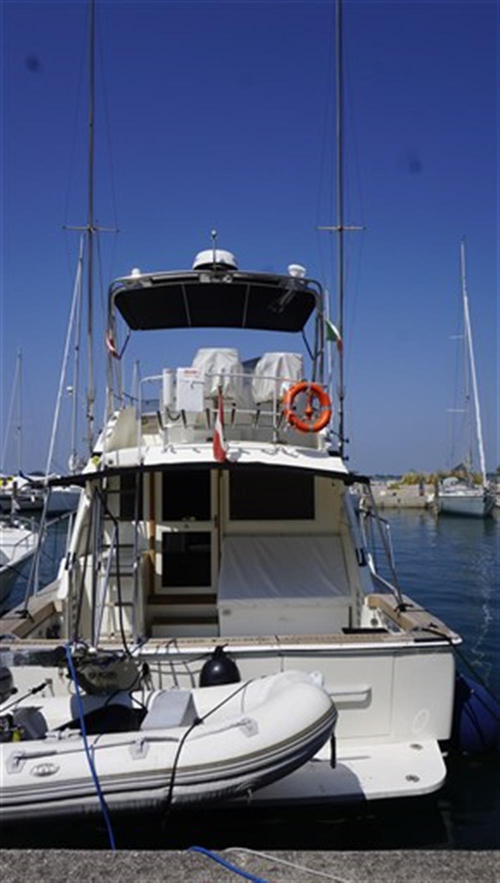 Bertram Yacht Bertram 37 Convertible
