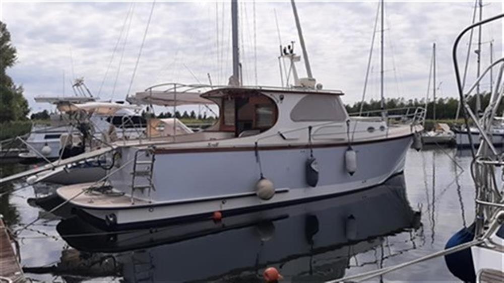 Cantiere Navale Petronio Lobster 44