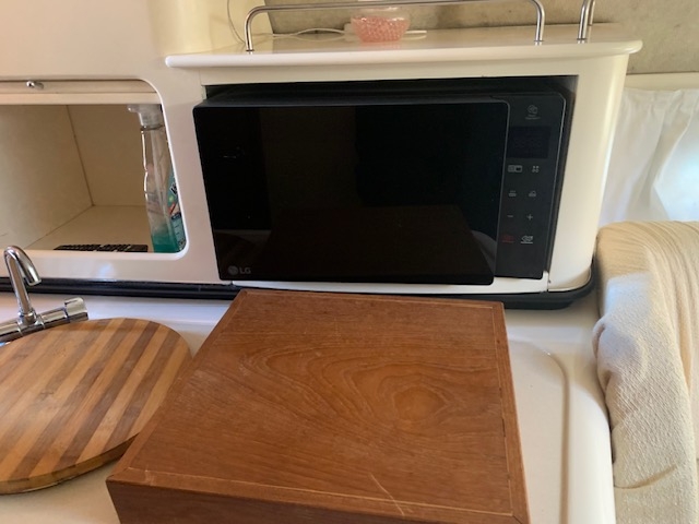 SESSA OYSTER 25
