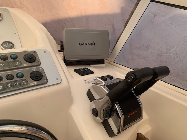 MANO MARINE MAN 26.50 CRUISER