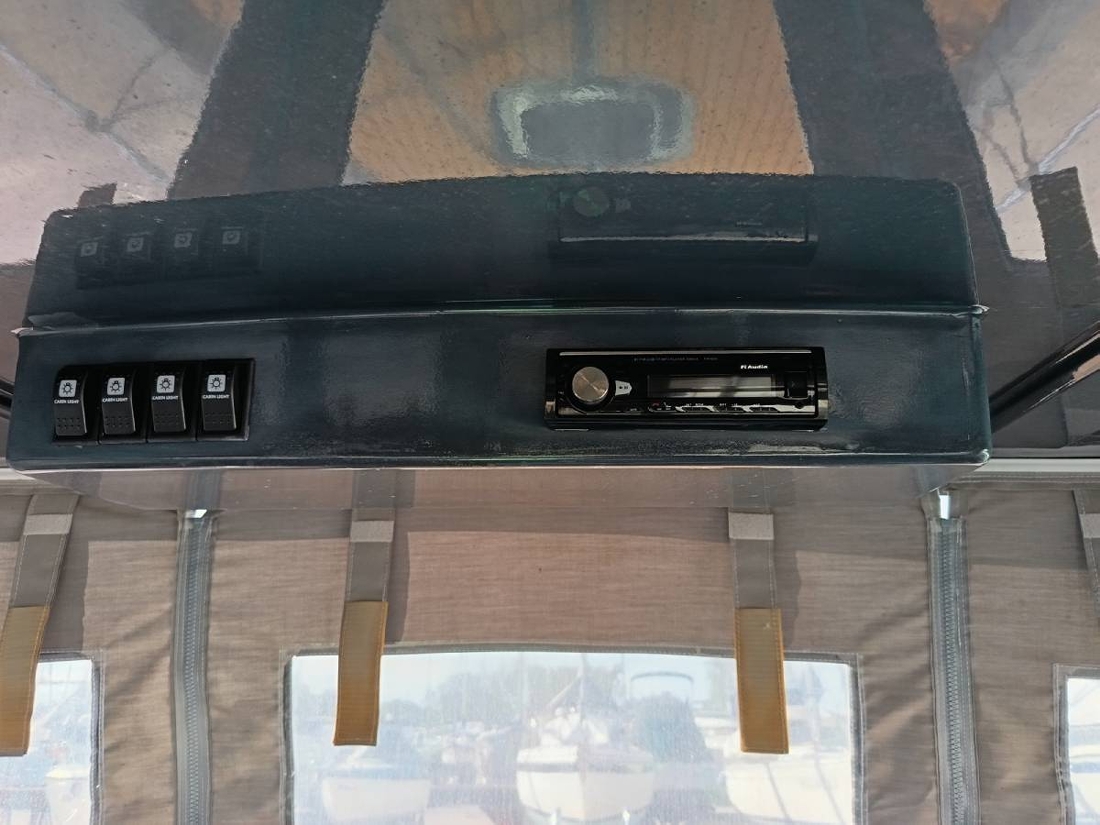REVO&nbsp;YACHT&nbsp;REVO&nbsp;700
