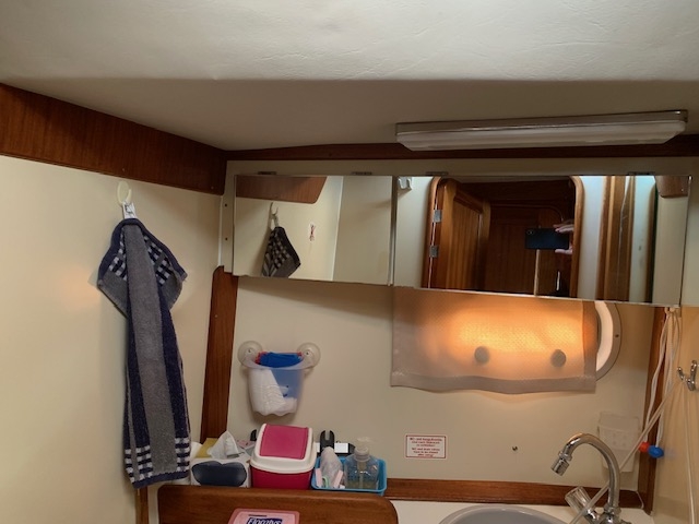 Bavaria&nbsp;Yachts&nbsp;390&nbsp;LAGOON&nbsp;