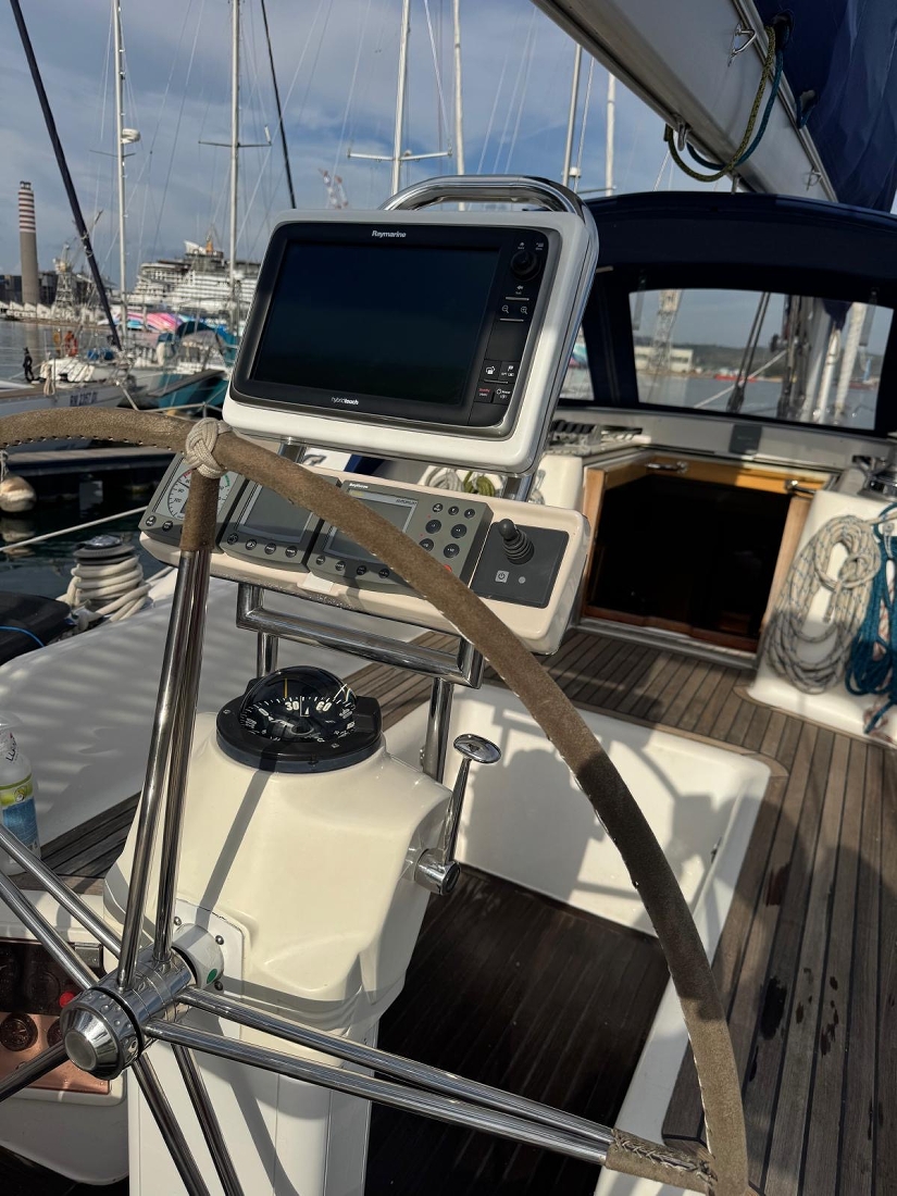WAUQUIEZ&nbsp;Boats&nbsp;43&nbsp;PILOT&nbsp;SALOON