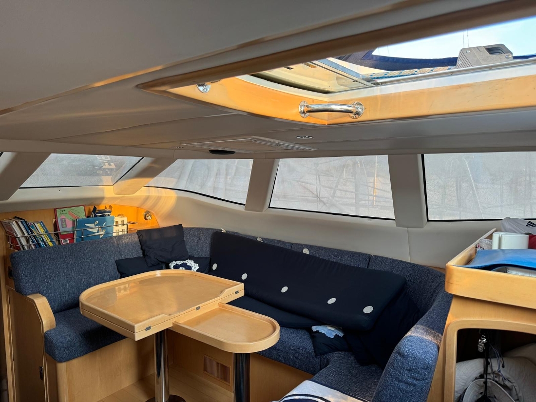 WAUQUIEZ&nbsp;Boats&nbsp;43&nbsp;PILOT&nbsp;SALOON