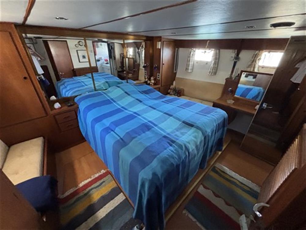 Dagless&nbsp;Fleur&nbsp;de&nbsp;Lys&nbsp;56'&nbsp;Fleur&nbsp;de&nbsp;Lys&nbsp;Continental