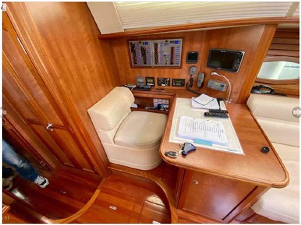 Hunter&nbsp;HUNTER&nbsp;50&nbsp;Centercockpit