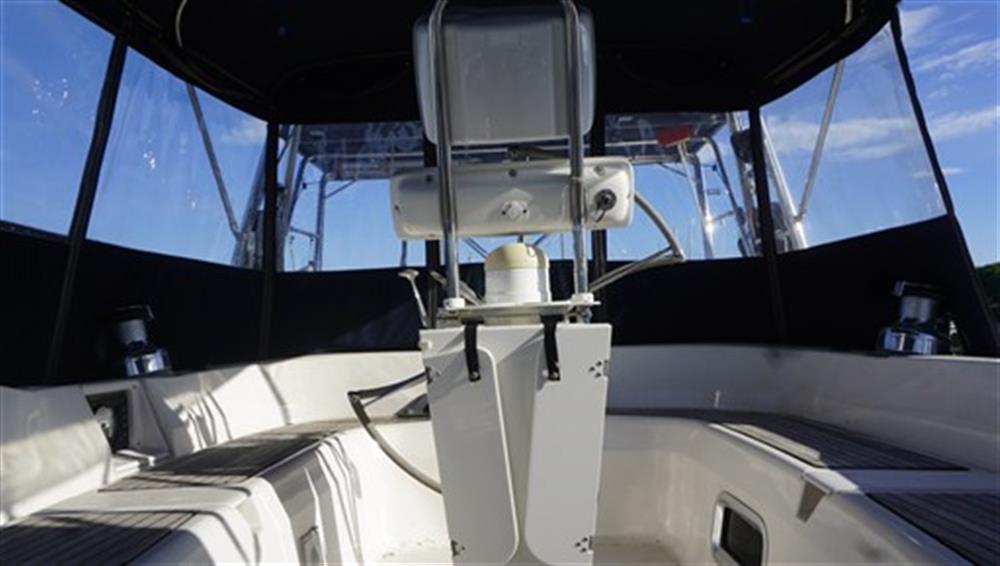 Hunter&nbsp;HUNTER&nbsp;50&nbsp;Centercockpit