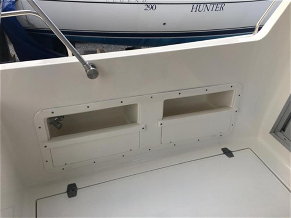 Azimut&nbsp;AZ&nbsp;32