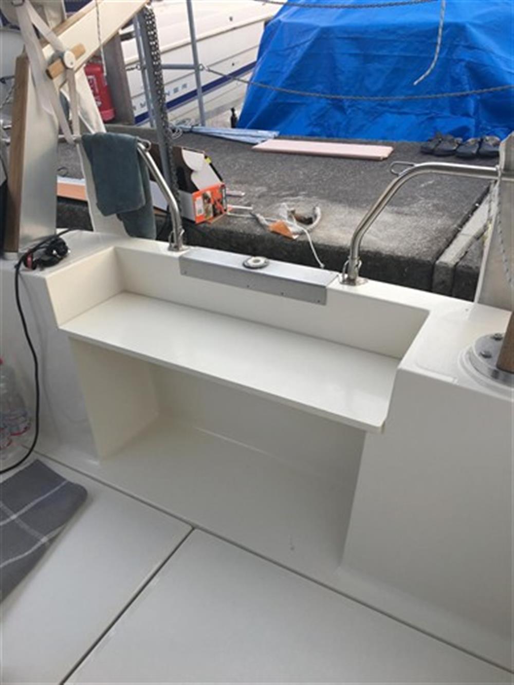 Azimut&nbsp;AZ&nbsp;32